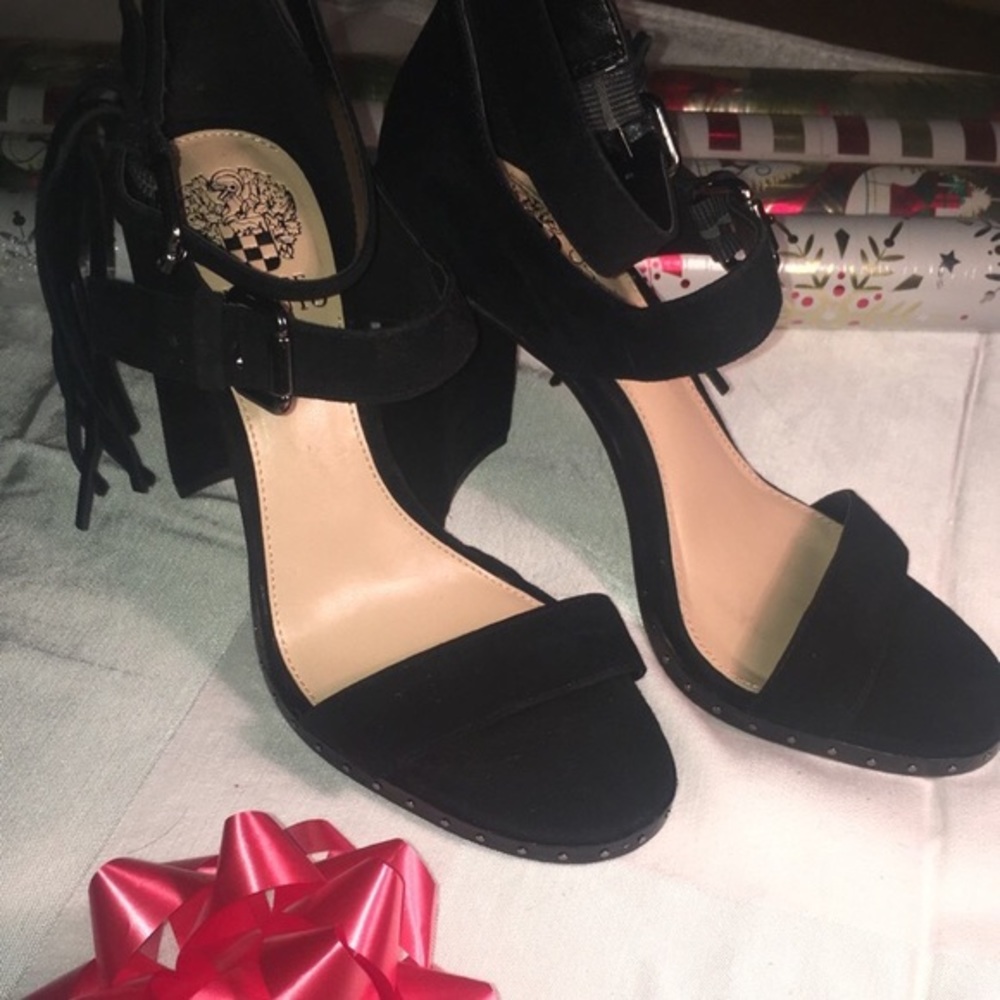 Vince Camuto Suede Fringe Heels Size 8